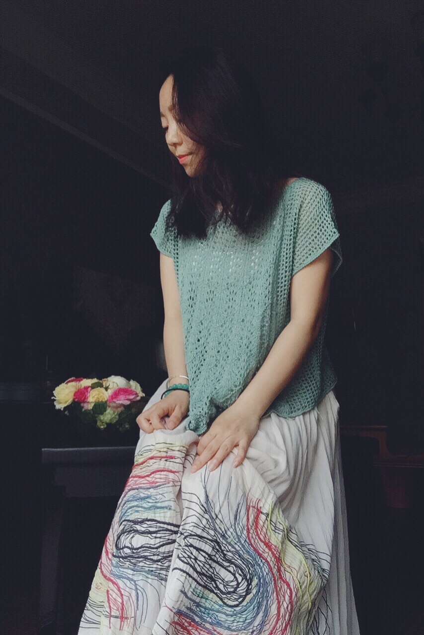 女士春夏编织镂空衫