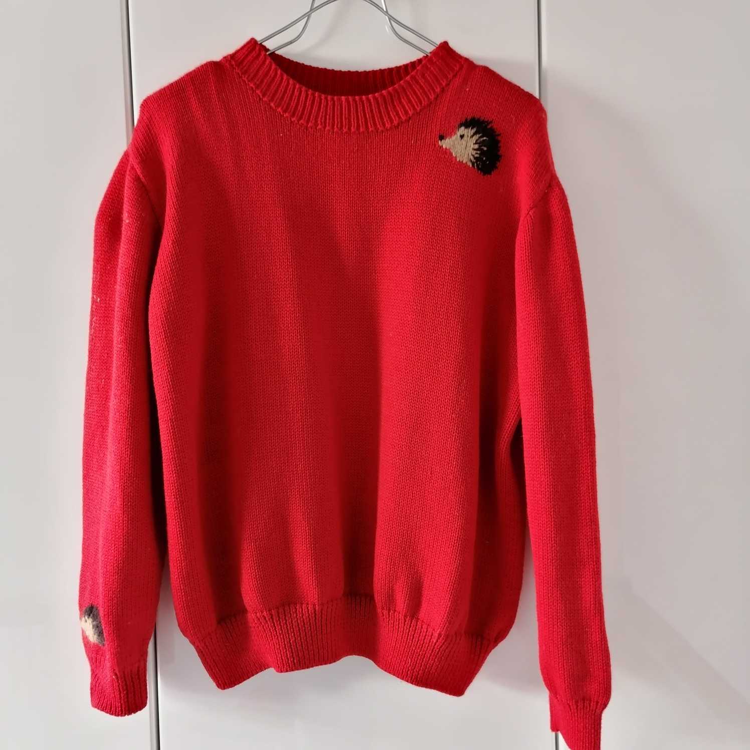 棒针刺猬图案红毛衣