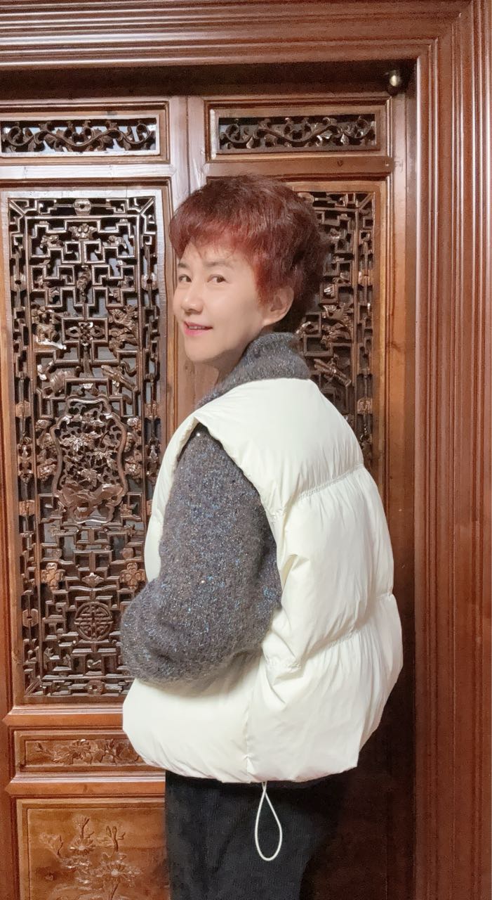 咖啡色彩点亮丝微弹马海毛翻领开衫