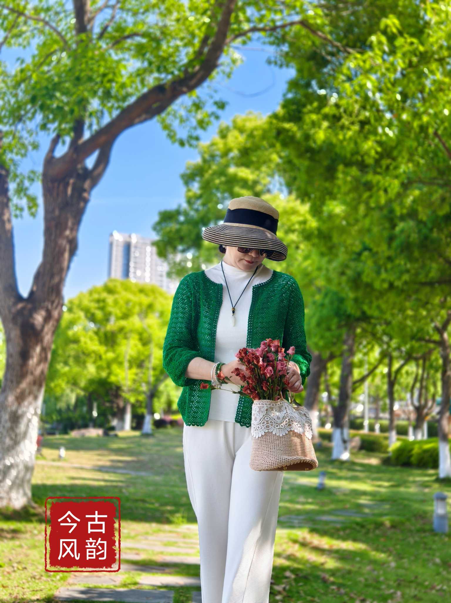 钩针圆肩开衫