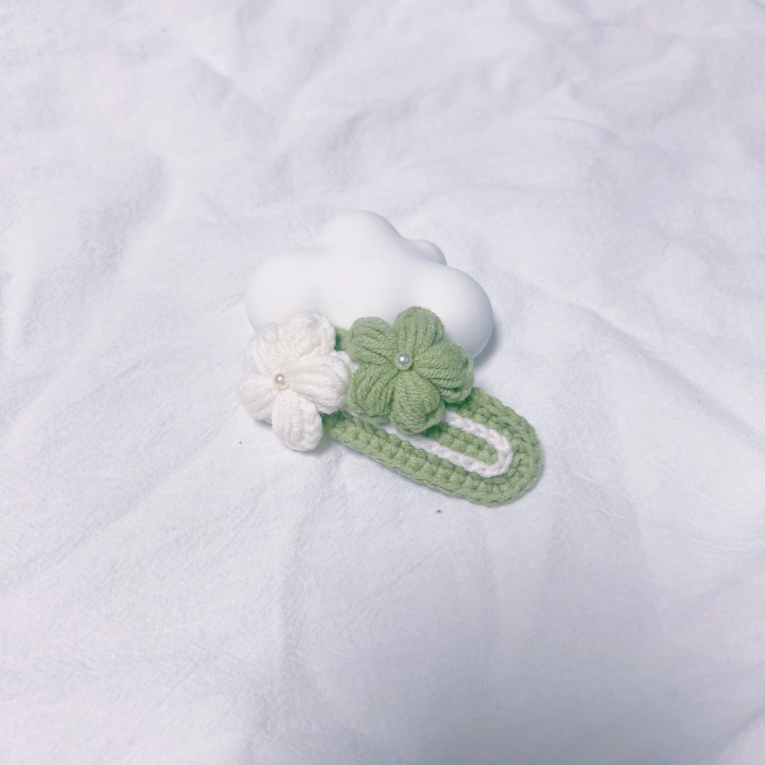 钩针花朵发夹